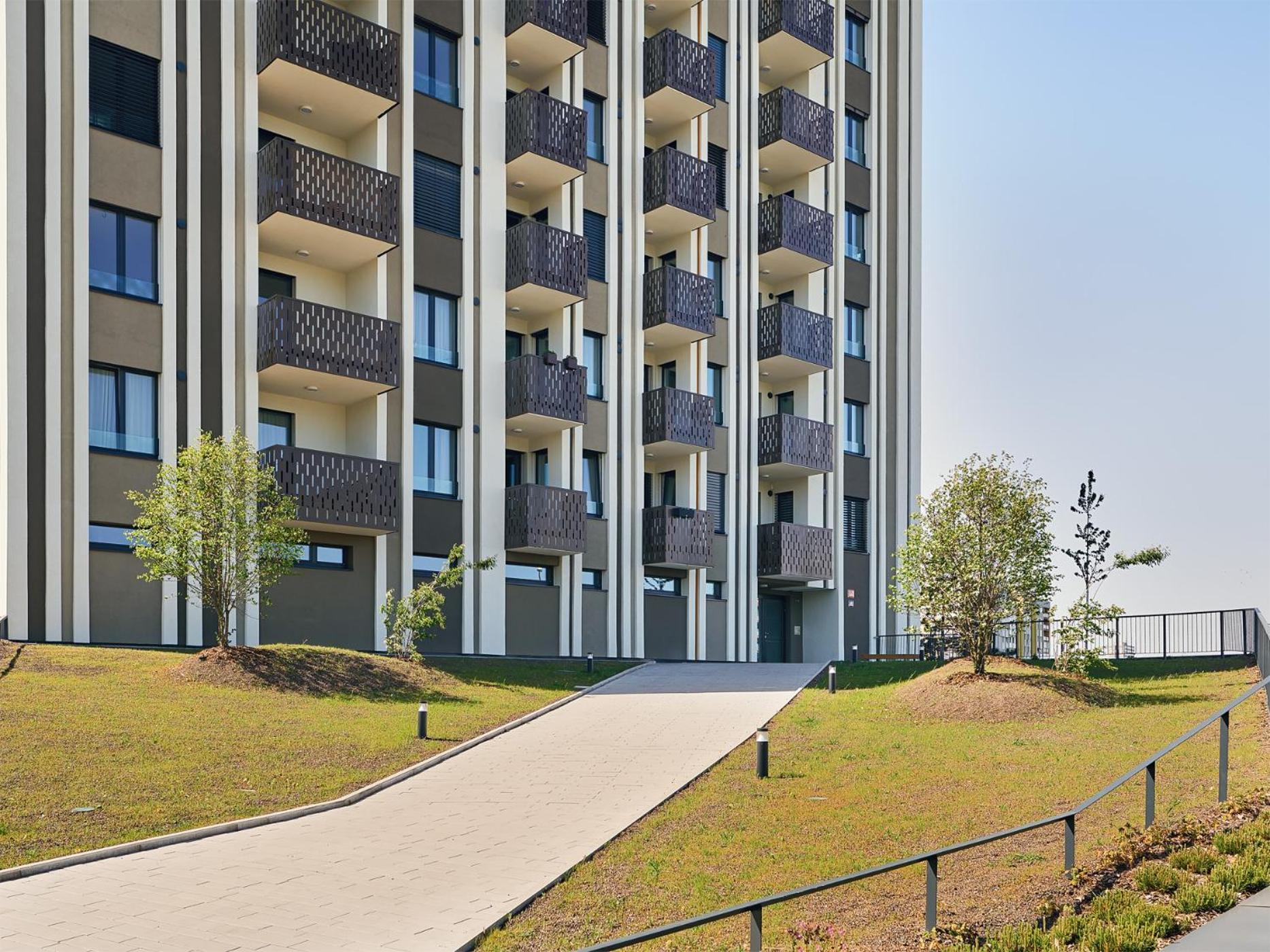 Beta Home - Garage, Air Condition, Garden, At Metro Prague Exterior photo